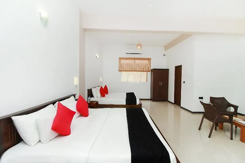 Grace Beach Resort By Travel Corners Negombo Hotel