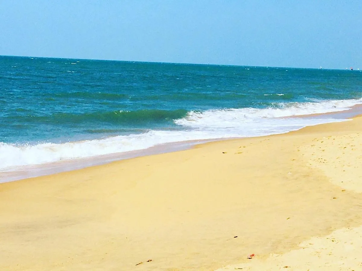 Hotel Grace Beach Resort By Travel Corners Negombo