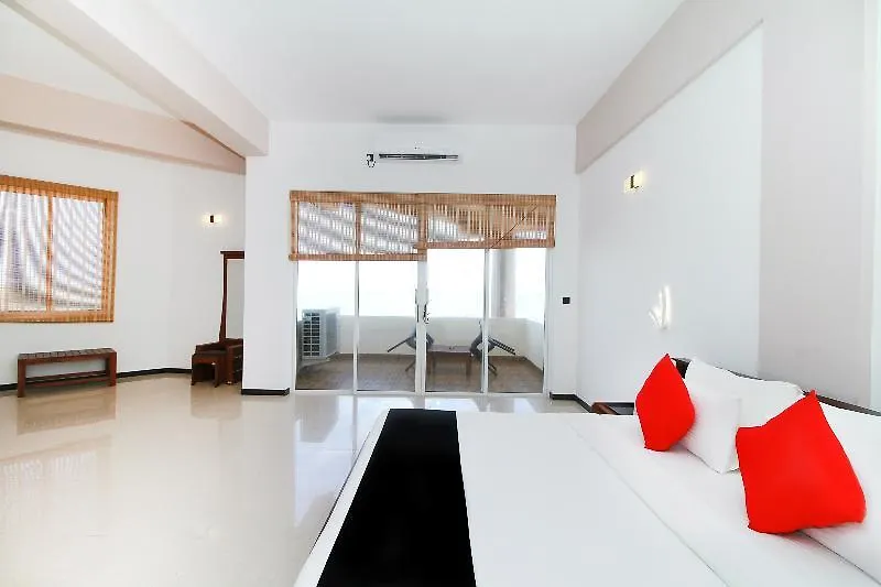 Grace Beach Resort By Travel Corners Negombo 4*,