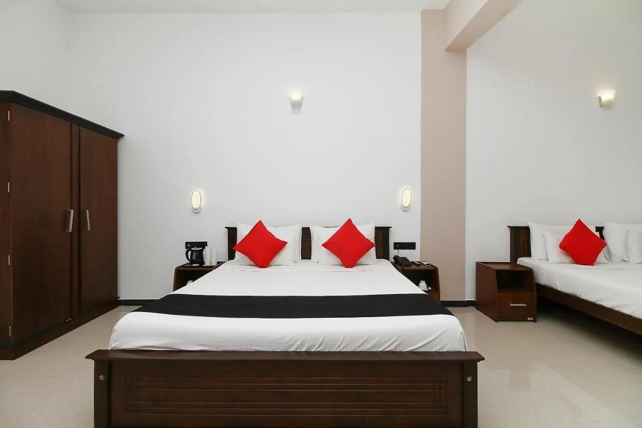 Hotel Grace Beach Resort By Travel Corners Negombo