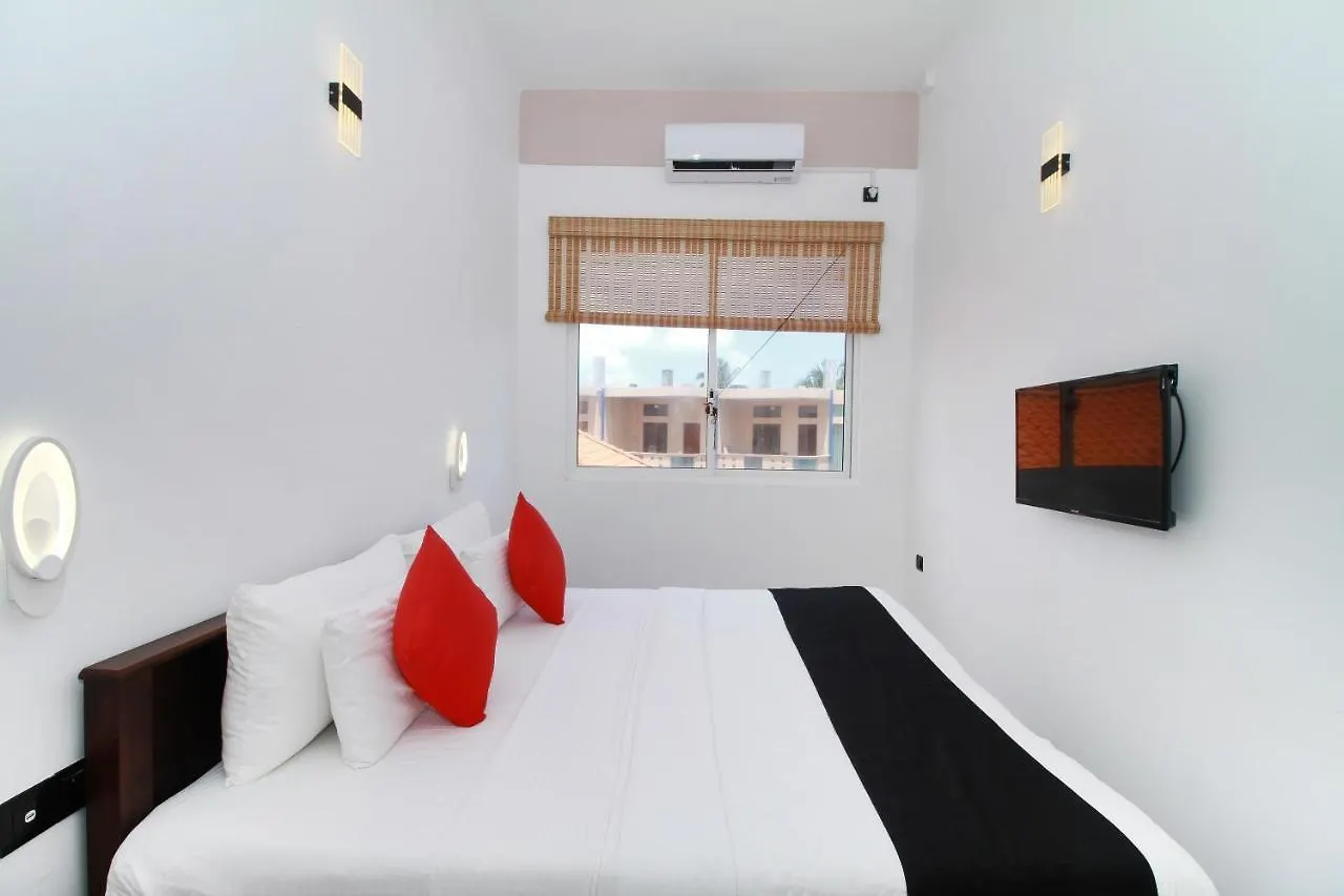 Grace Beach Resort By Travel Corners Negombo Hotel
